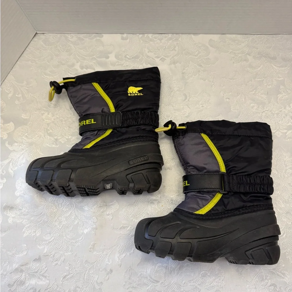 Sorel Children’s Flurry Snow Boot Black Yellow Kids‎ 11 Waterproof Warm